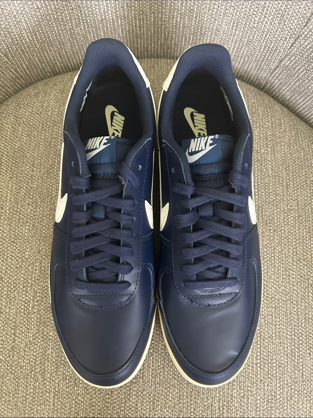 Nike field general